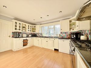 Photo 24- click for photo gallery